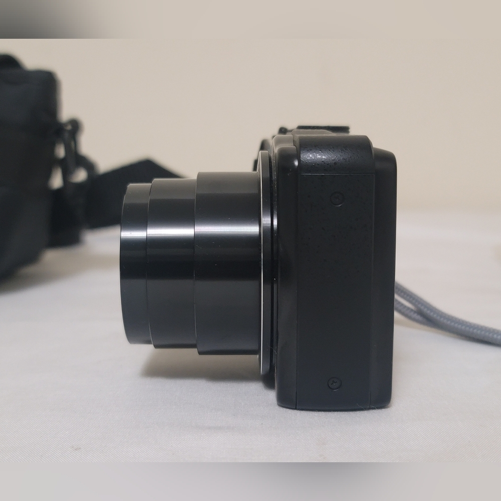 Panasonic Lumix DMC-ZS25 Digital Camera - Picture 12 of 15